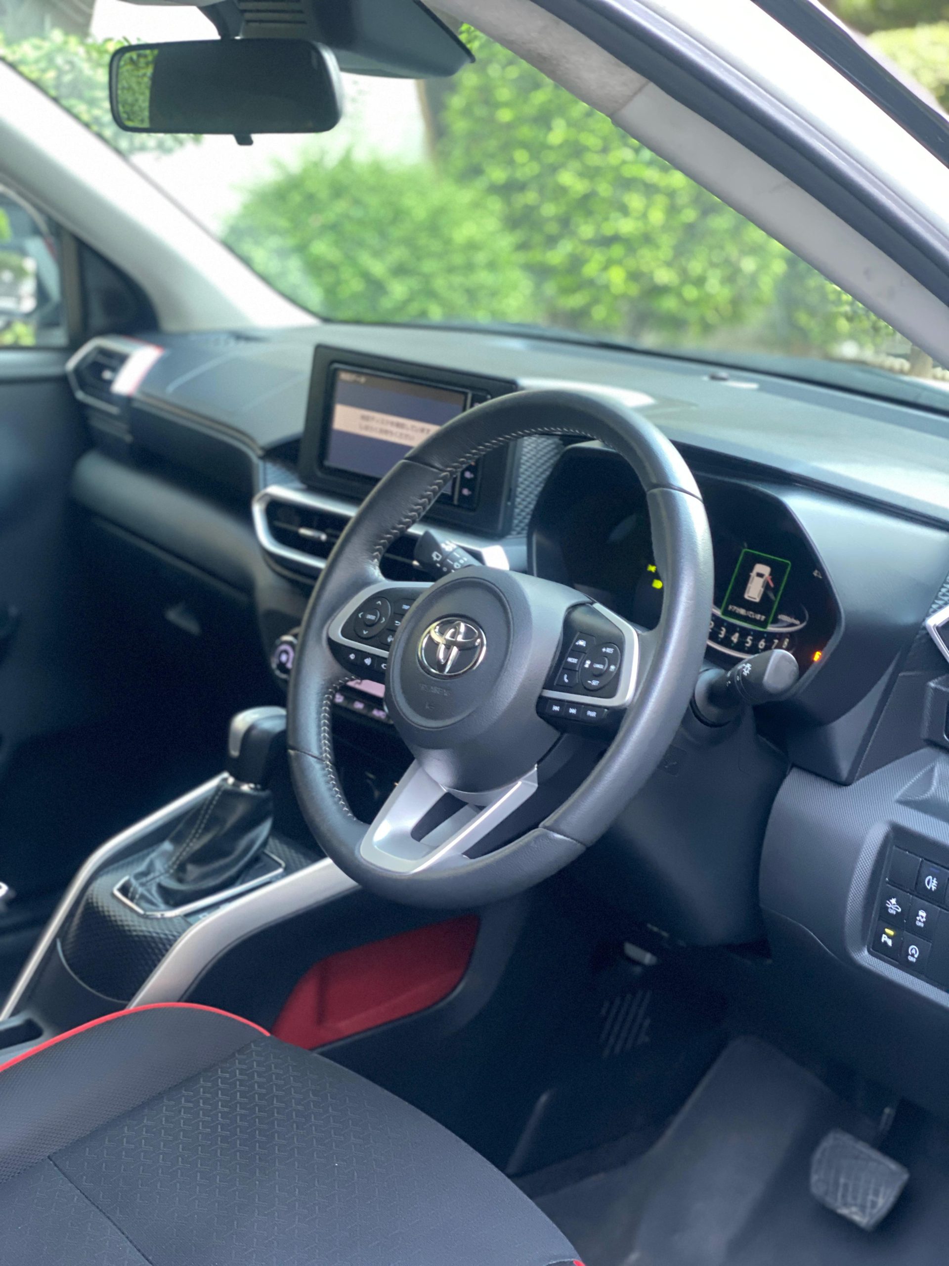 
								Toyota Raize Z Package 2 Tone full									