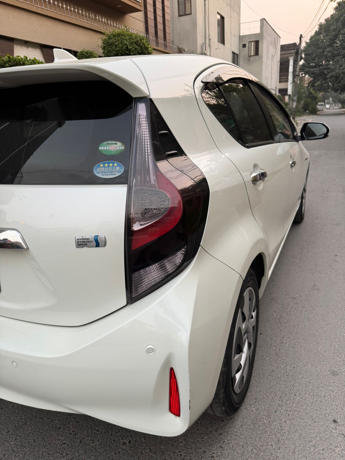 
								Toyota Aqua G Package full									