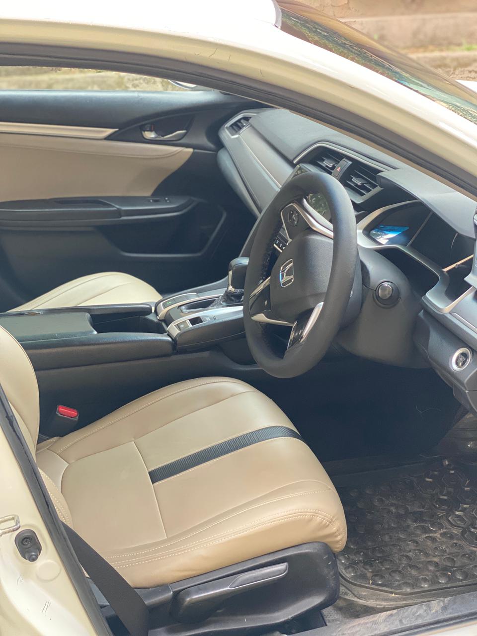 
								Honda Civic UG 1.8 Full Optional full									