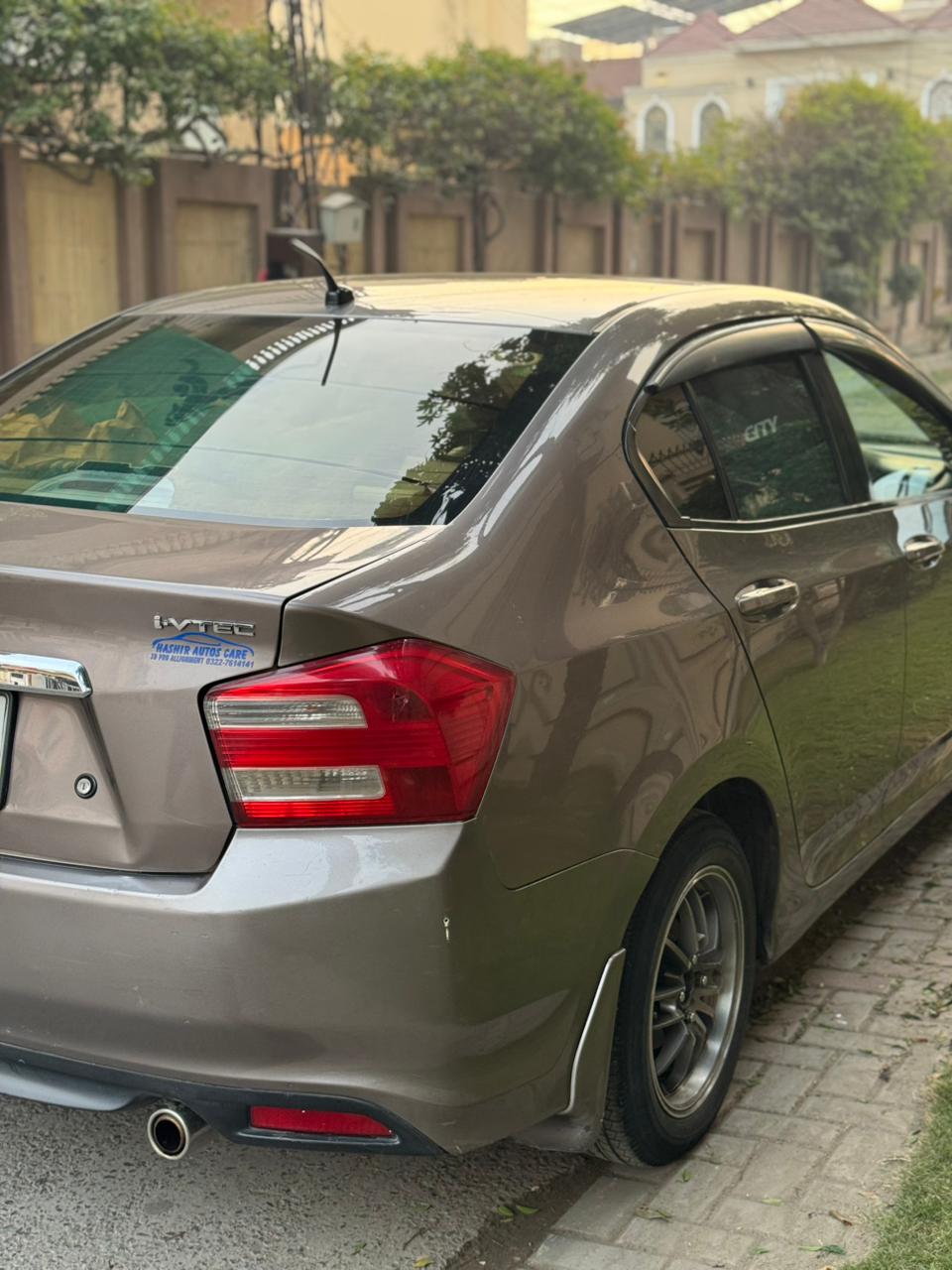 
								Honda City 1.3 MT full									