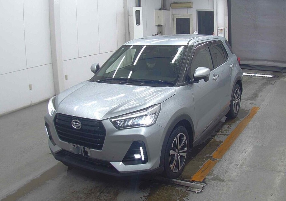 
								Daihatsu Rocky G Package full									