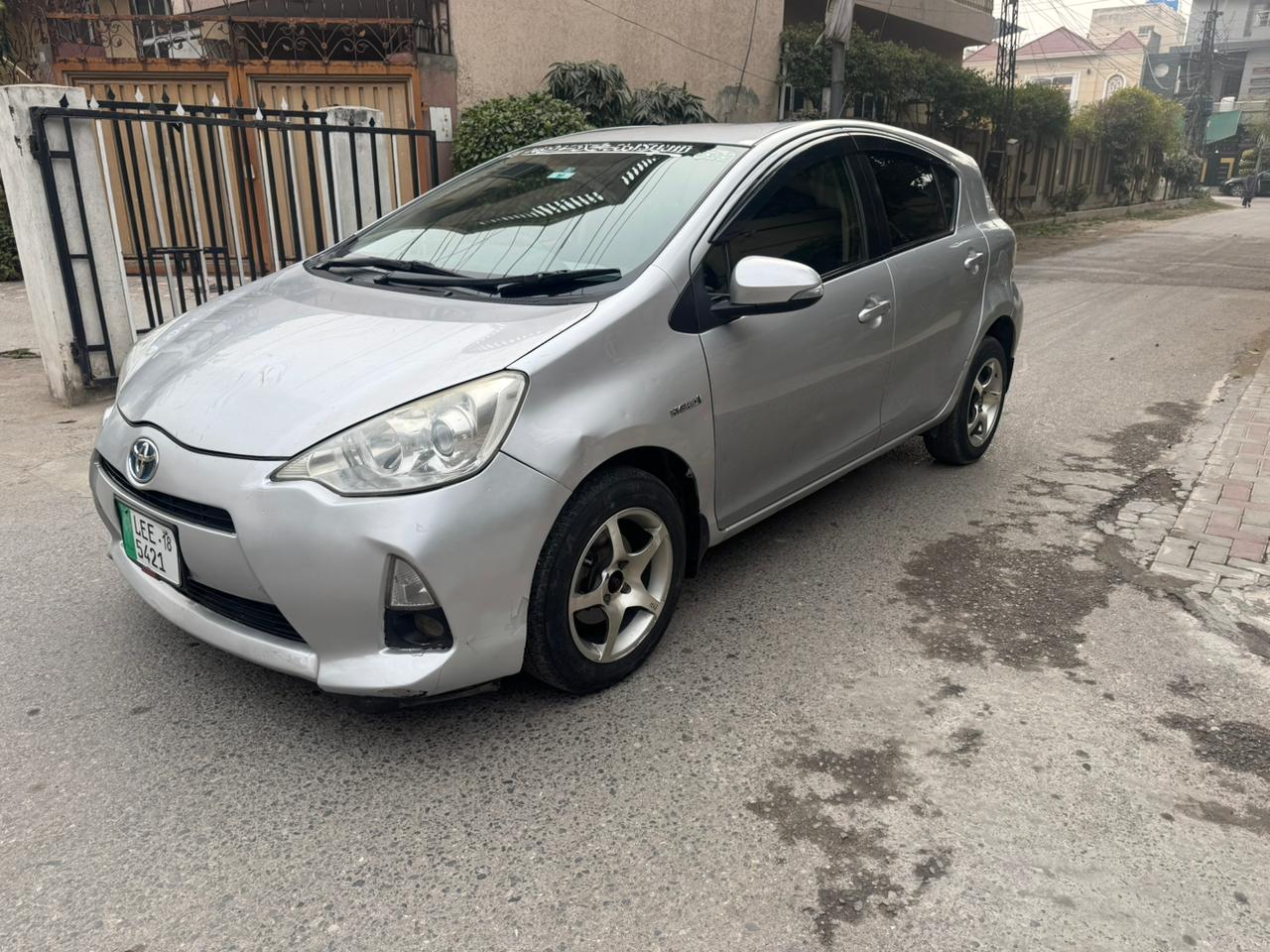
								Toyota Aqua S Package 2014 full									