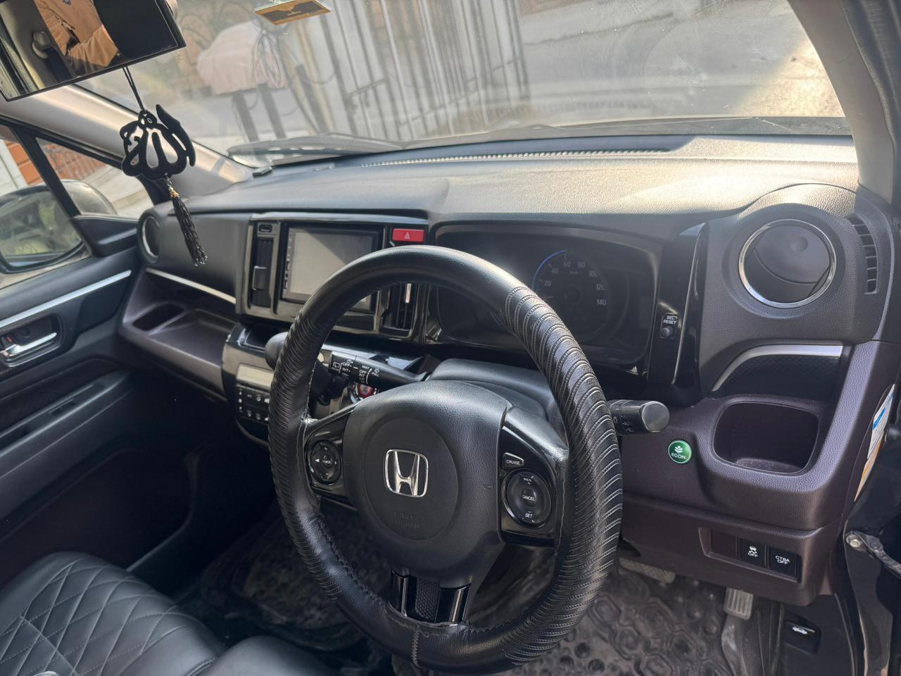 
								Honda N-Wgn Custom Full Optional full									