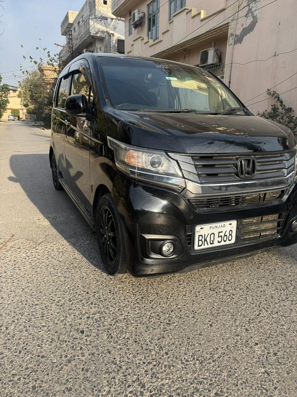 
								Honda N-Wgn Custom Full Optional full									