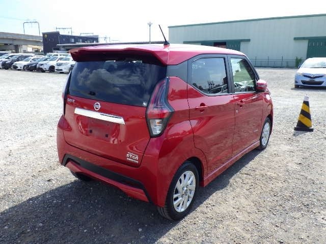 
								Nissan Dayz Pro Pilot Edition Hybrid – Full Option full									