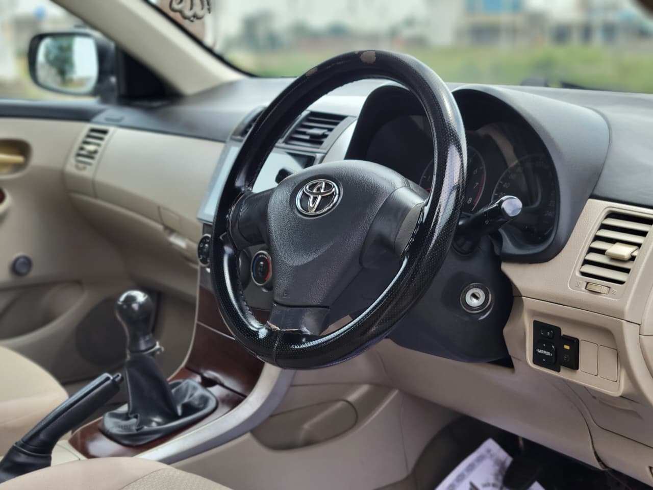 
								Toyota Corolla Xli full									