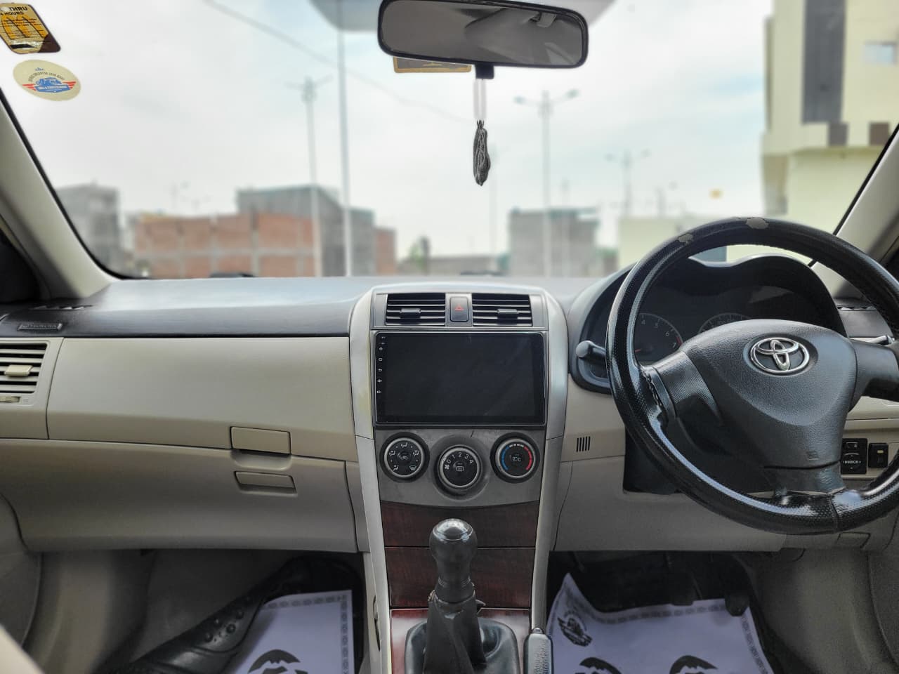 
								Toyota Corolla Xli full									